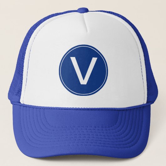 Casquette chapeau à initiale monogramme blanc et bleu royal. (Devant)