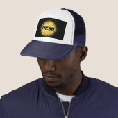 Casquette Chapeau de camion à vendre. (En situation)