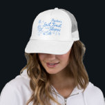 Casquette Chapeau de dernier toast sur les pistes pour enter<br><div class="desc">Casquette de camionneur personnalisée pour enterrement de vie de jeune fille. Si vous prévoyez un week-end d'enterrement de vie de jeune fille en hiver, ces articles de fête Après-Ski sont l'ajout parfait pour rendre le week-end encore plus spécial ! Avec des illustrations charmantes et dessinées à la main de skis,...</div>