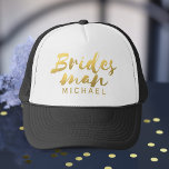 Casquette Chapeau Mariage Faux Gold Foil<br><div class="desc">Ajoutez le nom de votre concierge à ce chapeau de camionneur noir et blanc. Faites un cadeau de remerciement utile pour être le meilleur homme d'honneur que vous ayez jamais eu à votre mariage. En plus, il fera partie de votre tribu d'épouses. Fabuleux faux papier ! Il s'agit d'un effet...</div>