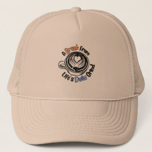 Casquette Chapeau Pause dans le Tourbillon Quotidien de la V