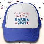 Casquette Chat Ladies pour Kamala Harris 2024<br><div class="desc">Levez-vous et démarquez avec ce casquette de campagne politique qui soutient Kamala Harris et Cat Ladies partout. Caractéristiques de chat clipart stylée art mot dans le thème rouge,  blanc et bleu.</div>