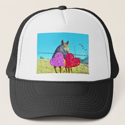 Casquette Cheval blanc et Brown Valentine Coeurs (Devant)