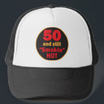 Casquette Cinquante et toujours fumé chaud | 50e anniversair<br><div class="desc">Cinquante et encore un Casquette chaud fumé. Un cadeau amusant pour le 50e anniversaire de quelqu'un. ⭐ 99% de mes designs dans mon magasin sont faits en couches. Cela vous permet de redimensionner et de déplacer facilement les graphiques et le texte pour qu'il s'adapte parfaitement à chaque produit. ⭐ (Assurez-vous...</div>