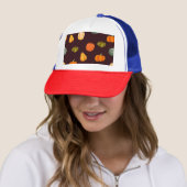 Casquette Citrouilles colorés : Élégance d'automne foncé. (En situation)