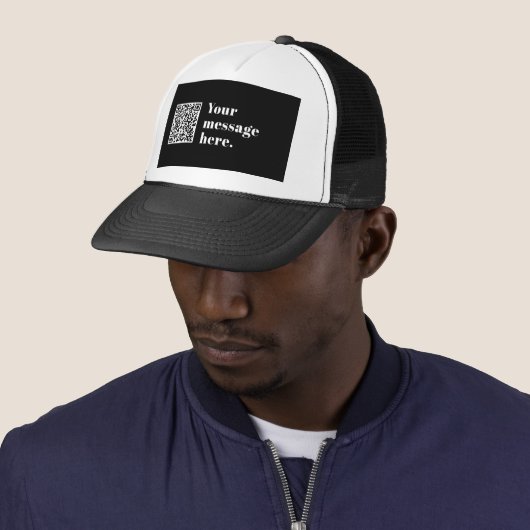 Casquette Code QR téléchargé et texte rétro modifiable (En situation)