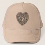 Casquette COEUR DE LACE CUPID, noir et blanc<br><div class="desc">Coeur de dentelle élégant et cool avec cupide. Conception et développement graphique numérique en style vintage par Bulgan Lumini (c) .Facile à customiser avec votre propre texte comme une carte faire-part / cartes de visite / enregistrer les cartes de remerciement / cartes / , douches nuptiales, anniversaires, fêtes, douches fiançailles,...</div>