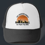 Casquette Coucher de soleil sur le Strip de Las Vegas pour d<br><div class="desc">Chapeau personnalisé représentant la skyline de Las Vegas au coucher du soleil pour vos vacances en famille ou votre enterrement de vie de garçon dans la ville lumière. Jouez du lever au coucher du soleil dans cette ville et gardez-en le souvenir avec ce souvenir.</div>