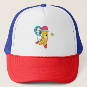 Casquette Crayon au tennis avec raquette de tennis