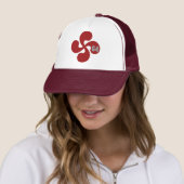 Casquette Croix basque rouge 64 Lauburu (En situation)