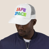 Casquette de camionneur Pride Patrol (En situation)