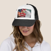 Casquette de drapeau américain avec Eagle (En situation)