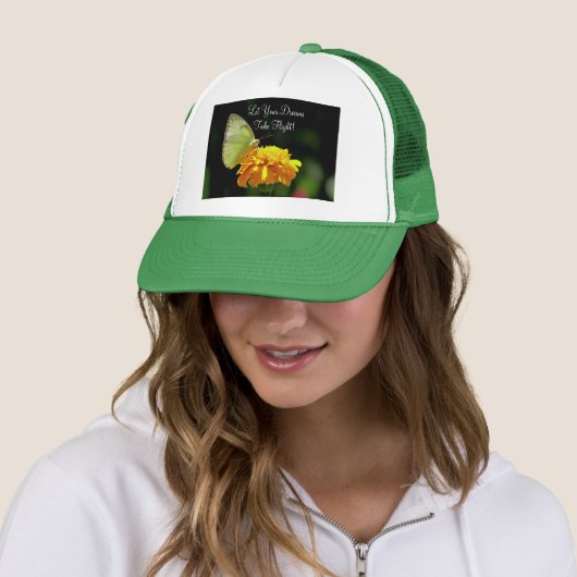 Casquette de rêves papillon (En situation)