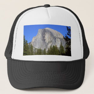 Casquette Demi de dôme en montagne de parc national de
