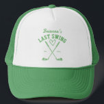 Casquette Dernière balançoire golf country club Bachelorette<br><div class="desc">Dernière balançoire avant le ring golf country club thème Bachelorette week-end mariée femme de ménage faveurs et cadeaux personnalisés bachelorette sports casquette,  bachelorette fête sage golf vert sports thème casquette mariée cadeaux fête de mariée faveurs</div>