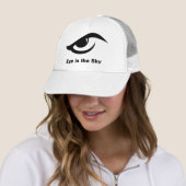 Casquette des yeux dans le ciel (En situation)