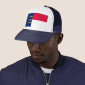 Casquette Design du drapeau de l'État de Caroline du Nord (En situation)