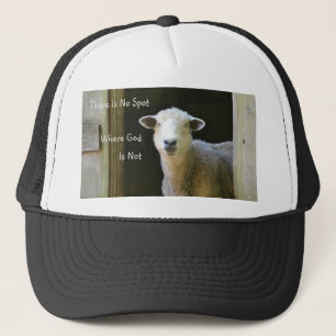 Casquette Dieu est partout mouton