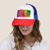 Casquette dollar arc-en-ciel (En situation)