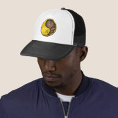 Casquette Dragon de Terre (En situation)