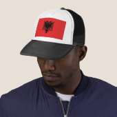 Casquette Drapeau albanais (En situation)