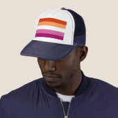 Casquette Drapeau de fierté lesbienne LGBTQ (En situation)