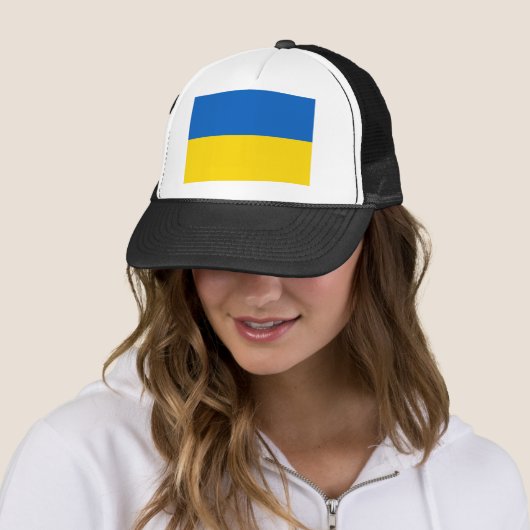Casquette Drapeau de l'Ukraine (En situation)