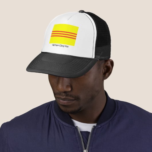 Casquette Drapeau de VNCH (En situation)