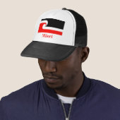 Casquette Drapeau maori avec le nom dans maori (En situation)