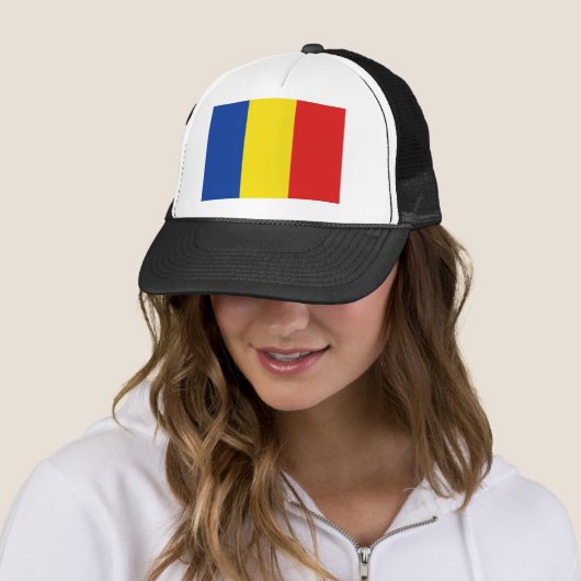 Casquette du drapeau roumain (En situation)