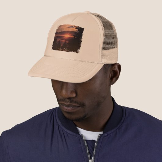 Casquette du lac Tahoe Sunrise (En situation)