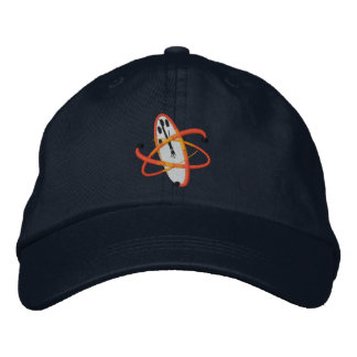 Casquette du logo du mess critique