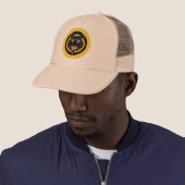 Casquette Emblème Panthère Dorée (En situation)