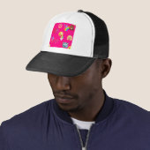 Casquette émoticône rose chaud (En situation)