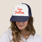 Casquette Équipe Dutton (En situation)