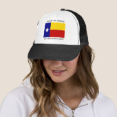 Casquette Fait dans le Texas avec les pièces roumaines (En situation)