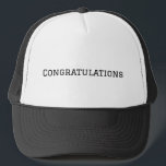Casquette Félicitations Couleur noire personnalisée Casquett<br><div class="desc">Stylish Black Color Text Félicitations Mot ou Texte ou Nom Police Graduate avec Blanc et Noir Couleur Casquette Sports Casquettes ou Casquettes,  Sports Lover mai Choisir le produit comme celui-ci.</div>