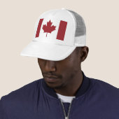 Casquette Feuille d'érable canadienne (En situation)