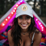 Casquette Fin de semaine de bachelorette de Camp Bride<br><div class="desc">Ajoutez une touche ludique et élégante à votre fin de semaine de bachelorette Camp Bride avec ce chapeau de camionneur personnalisé! Doté d'une charmante lanterne, de cocktails, de s'mores et de détails floraux, ce casquette est parfait pour des aventures en plein air et la création de souvenirs inoubliables. Personnalisée avec...</div>