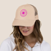 Casquette Fleur géométrique (En situation)