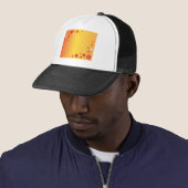 Casquette Fleurs orange (En situation)