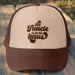 Casquette Funky Funny Simple Vintage Retro<br><div class="desc">Ce design simple et vintage est composé d'une typographie de script ludique.</div>