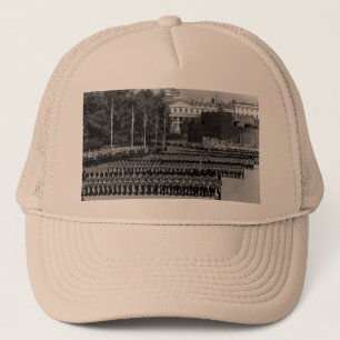 Casquette Gardes d'Angleterre vintage marchant au pas lent