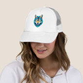 Casquette Geometric Wolf Head – Neon Blue Low Poly Animal Ar (En situation)