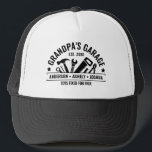 Casquette Grandpas Personnalisé Garage Funny Mécanique Grand<br><div class="desc">Chapeau de camionnette sur mesure de grand-père avec les noms et l'année des enfants! Parfait pour le grand-père qui répare tout. Un cadeau amusant et personnalisé pour la Fête des Pères, les anniversaires, un cadeau pour grand-père, ou votre légende do-it-yourself préférée.</div>