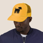 Casquette Graphique de chien caniche noir (En situation)