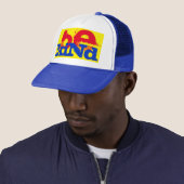 Casquette grunge coloré BE KIND lettrage | (En situation)