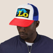 Casquette grunge coloré YOLO lettrage | (En situation)
