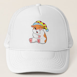 Casquette Hamster au coucher avec tête de lit