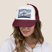 Casquette Il Est Devenu Un Ciel De Croix Robuste (En situation)